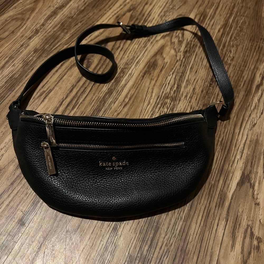 Kate Spade black pebbled leather fanny
